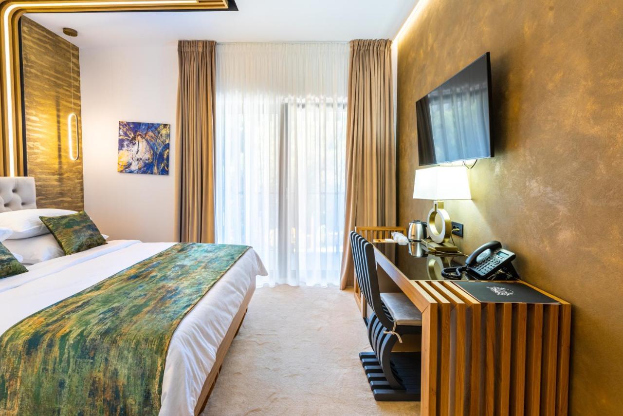 Hotel Ivascu Moisei Eksteriør billede