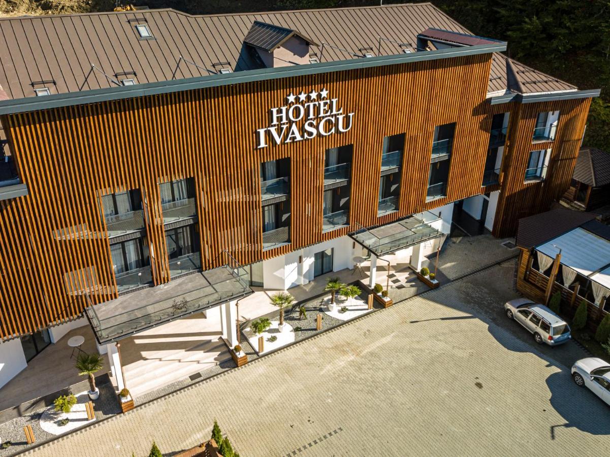 Hotel Ivascu Moisei Eksteriør billede