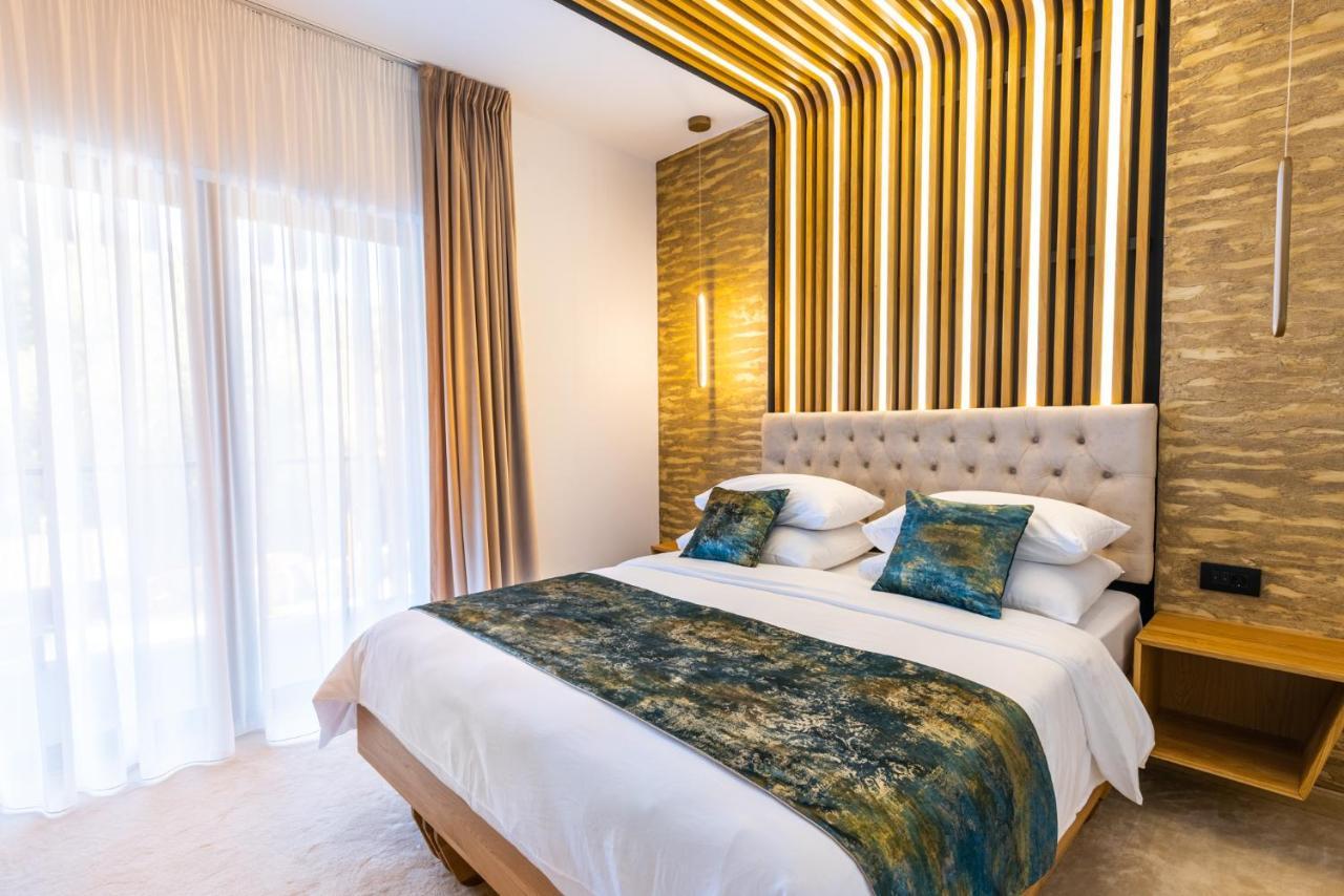 Hotel Ivascu Moisei Eksteriør billede