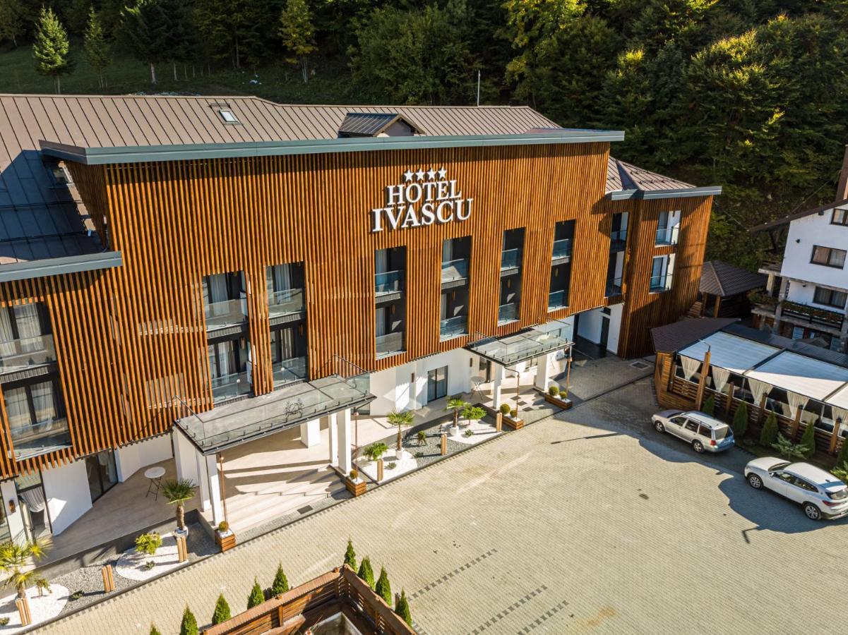 Hotel Ivascu Moisei Eksteriør billede