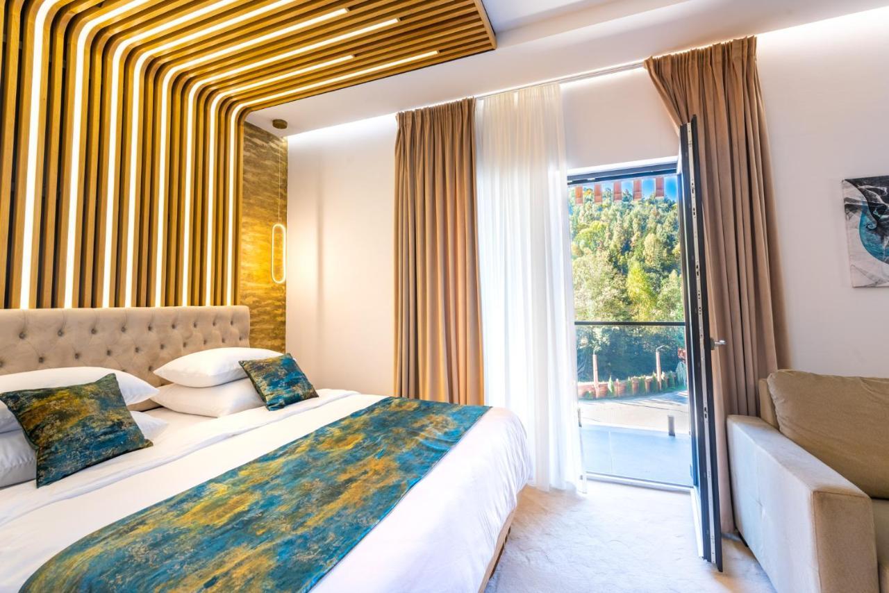 Hotel Ivascu Moisei Eksteriør billede