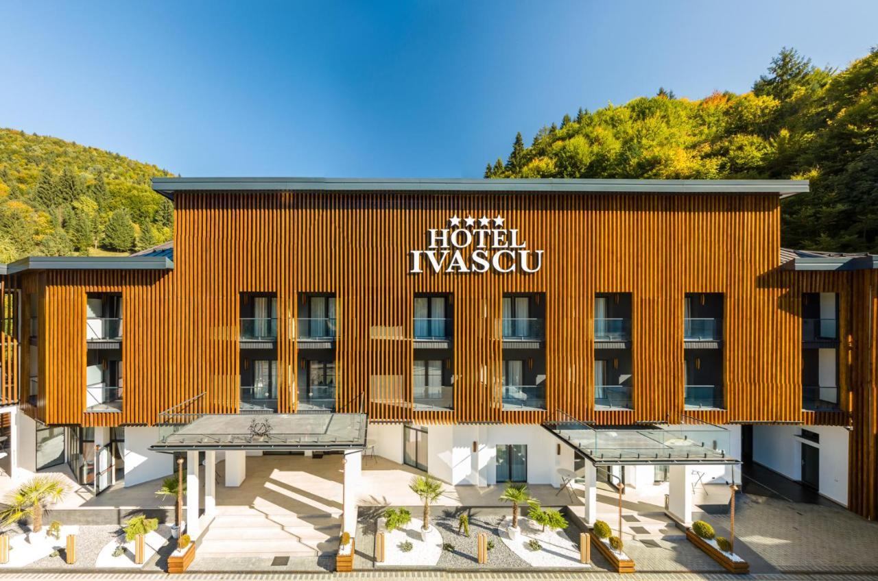 Hotel Ivascu Moisei Eksteriør billede